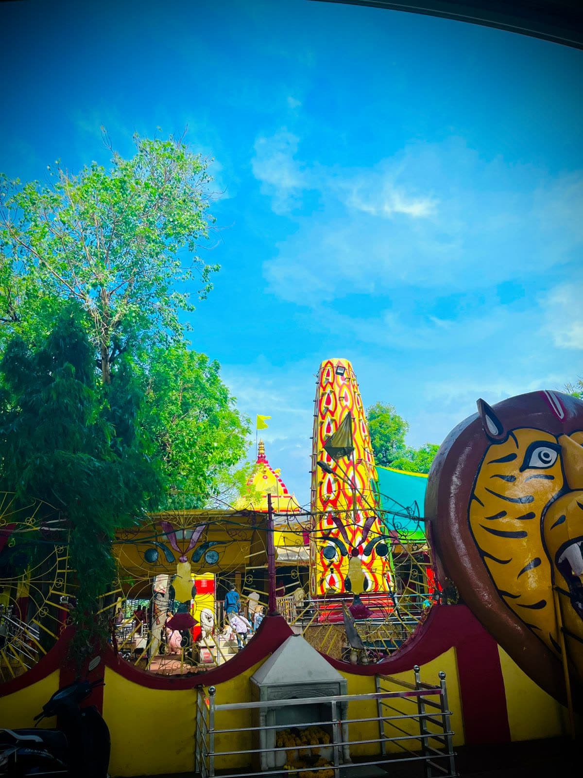 Devotees at the entrance of the Maa Baglamukhi Temple, Nalkheda